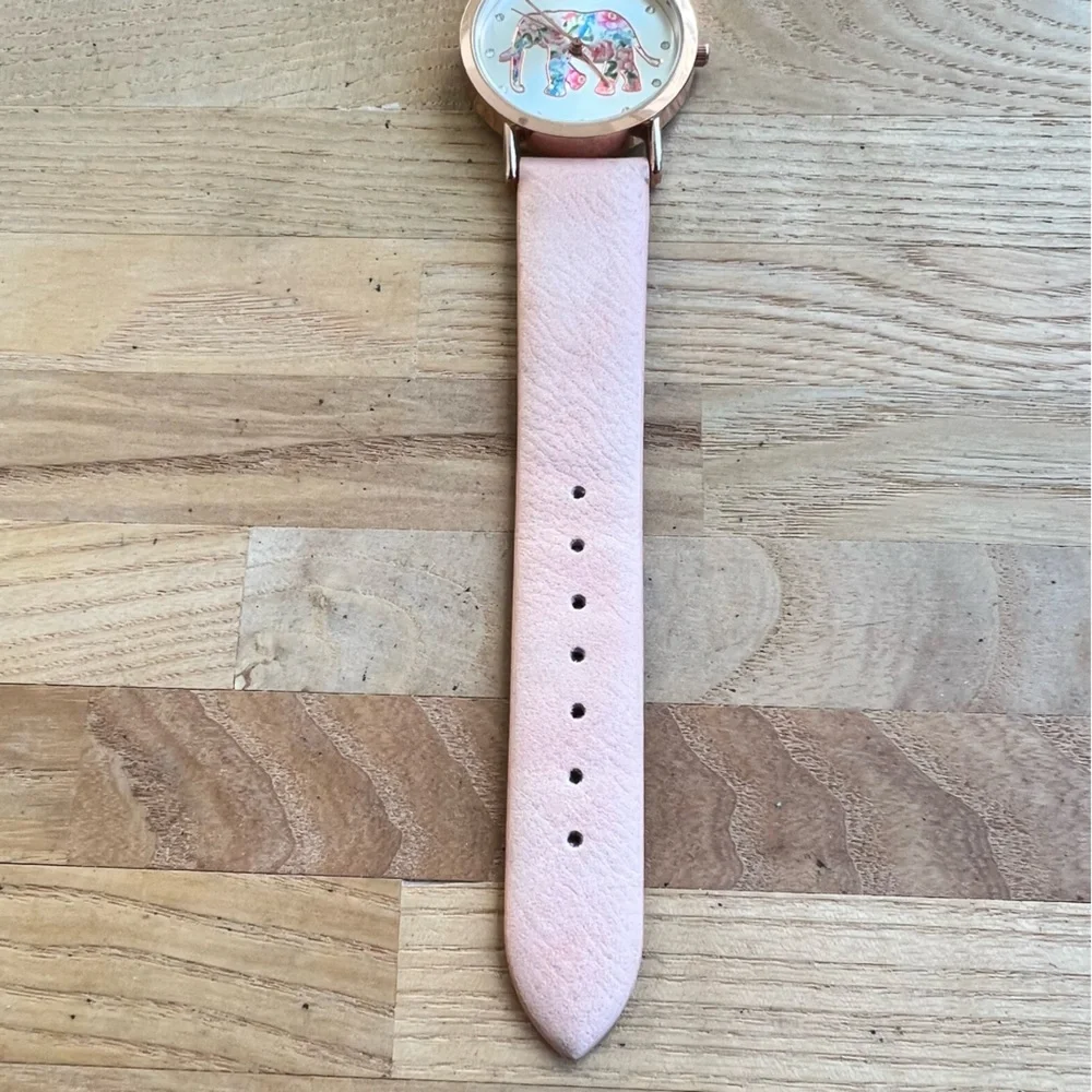 Unbranded ladies pink floral elephant rose gold tone watch NEW BATTERY